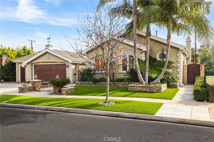 Property Photo:  2682 Oak Knoll Drive  CA 90720 