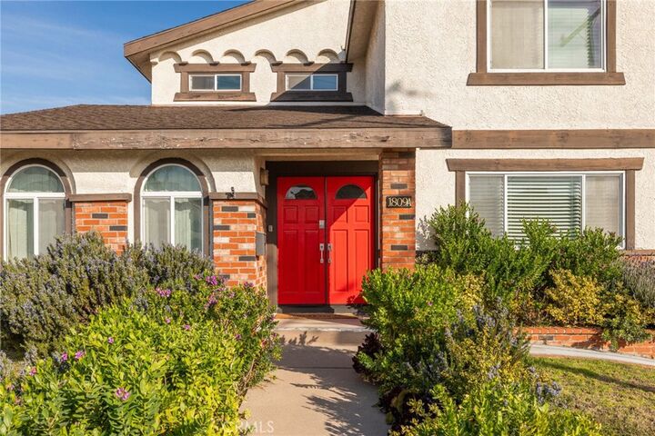 Property Photo: 1809 Belmont Lane A CA 90278