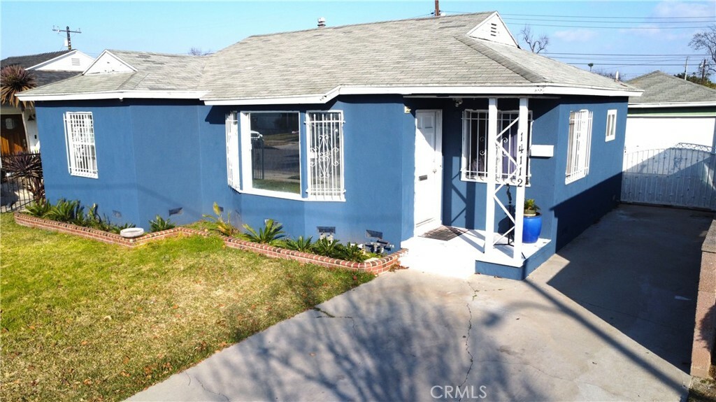Property Photo:  14112 S Nestor Avenue  CA 90222 