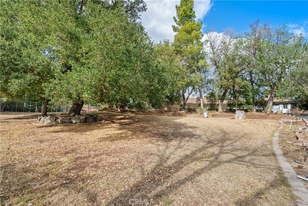 Property Photo:  22427 Plummer Street  CA 91311 