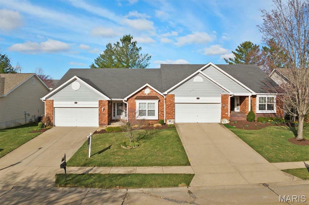 Property Photo: 7421 Timberpoint Court IL 62208