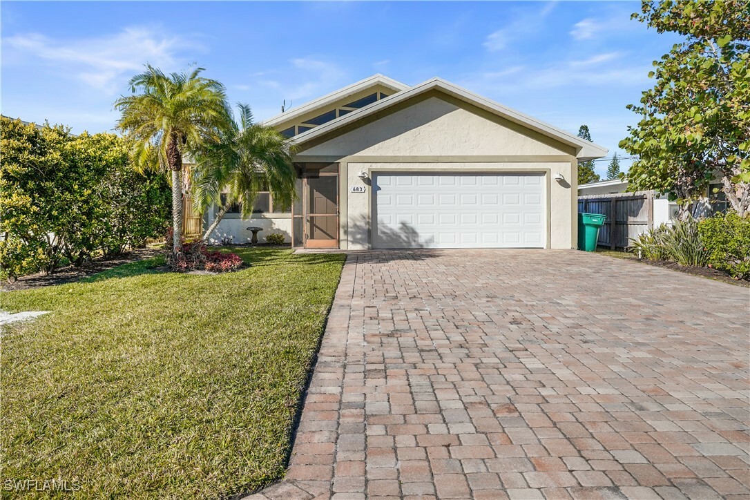 Property Photo:  683 96th Avenue N  FL 34108 