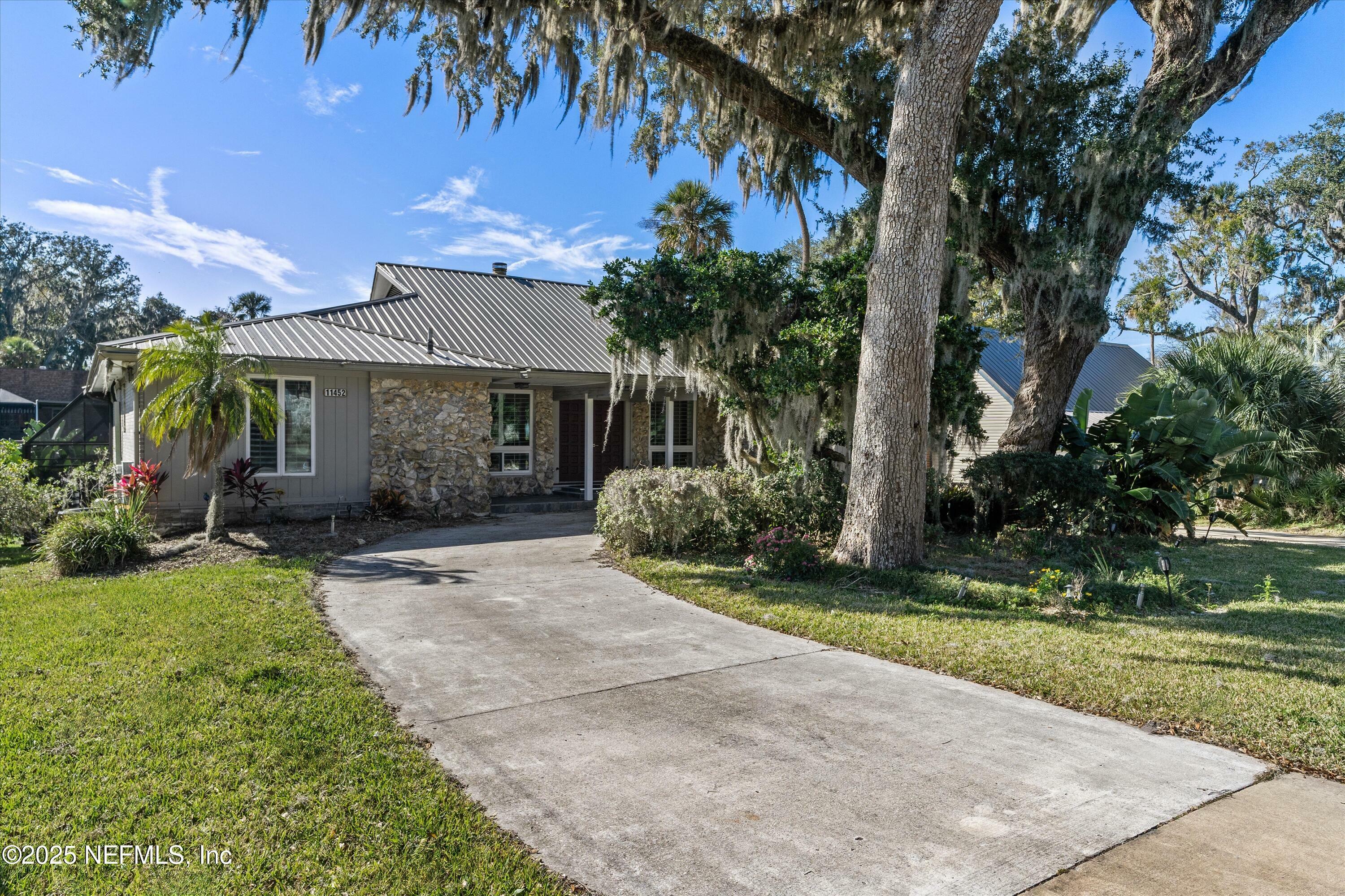 Property Photo:  11452 Starboard Drive  FL 32225 