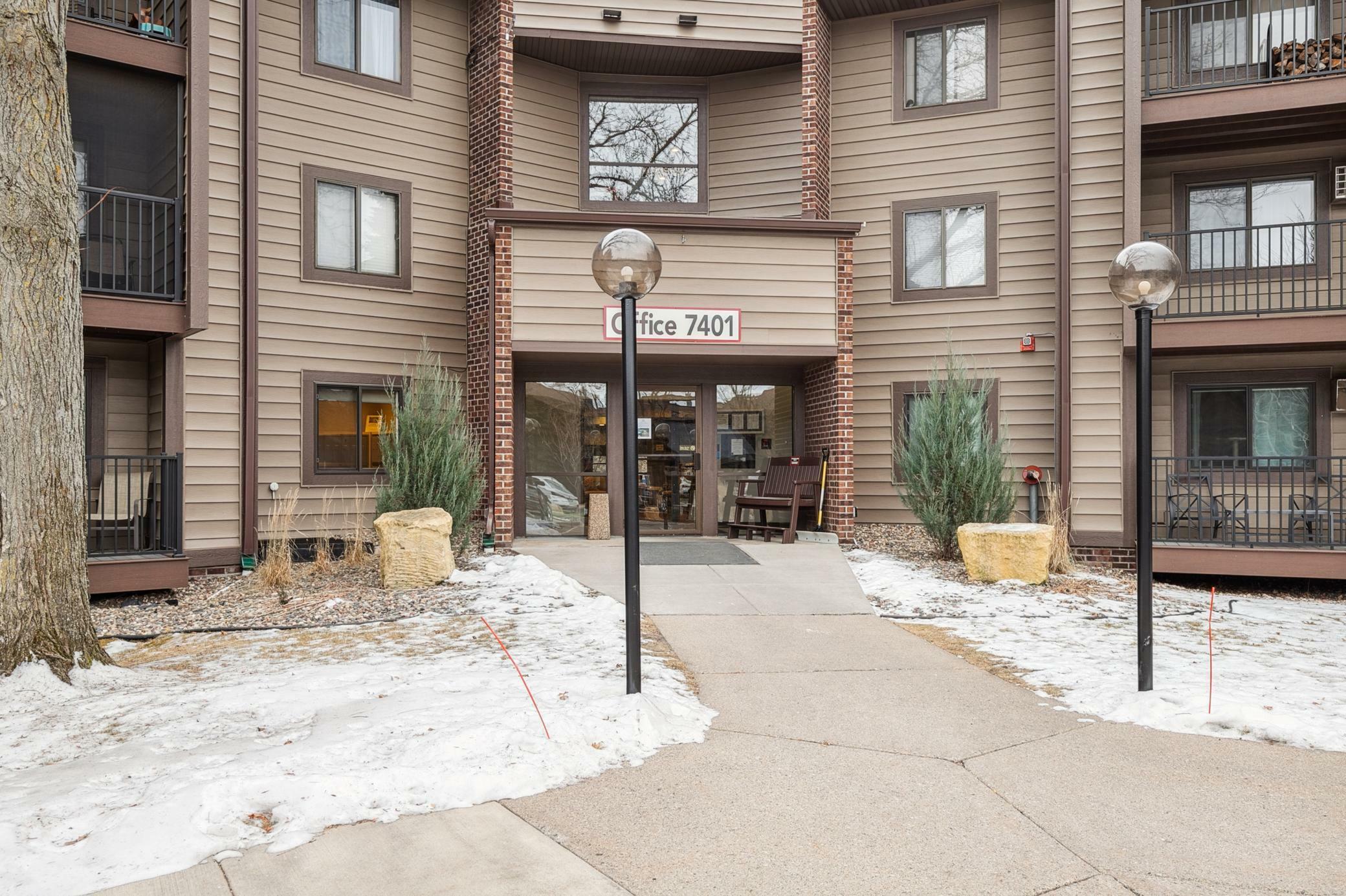 Property Photo:  7401 W 101st Street 216  MN 55438 