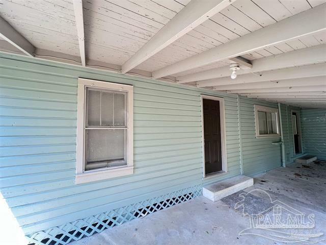 Property Photo:  3118 W Gadsden St  FL 32505 