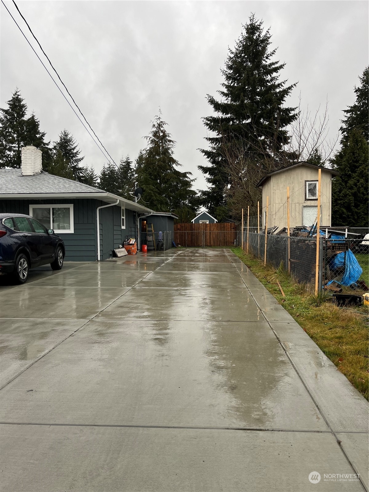 Property Photo:  7826  Rainier Drive B  WA 98203 