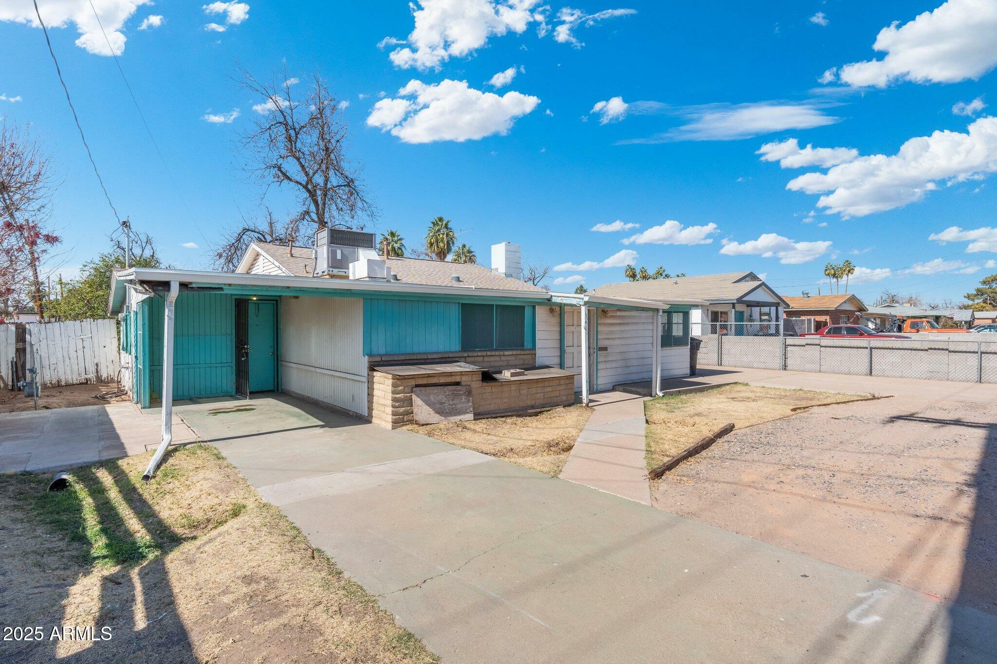 Property Photo:  414 N Horne --  AZ 85203 