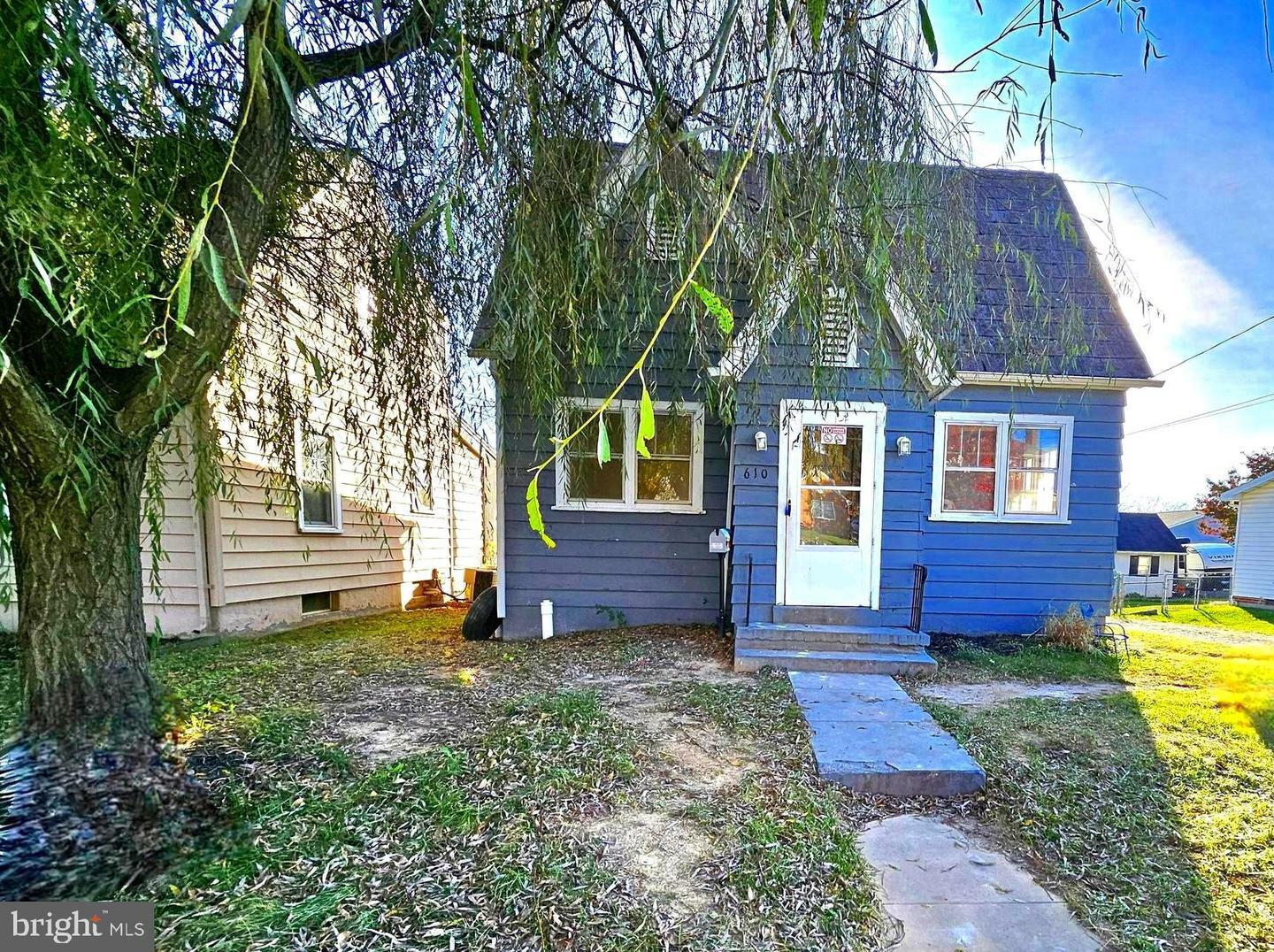 Property Photo:  610 E Moler Avenue  WV 25404 