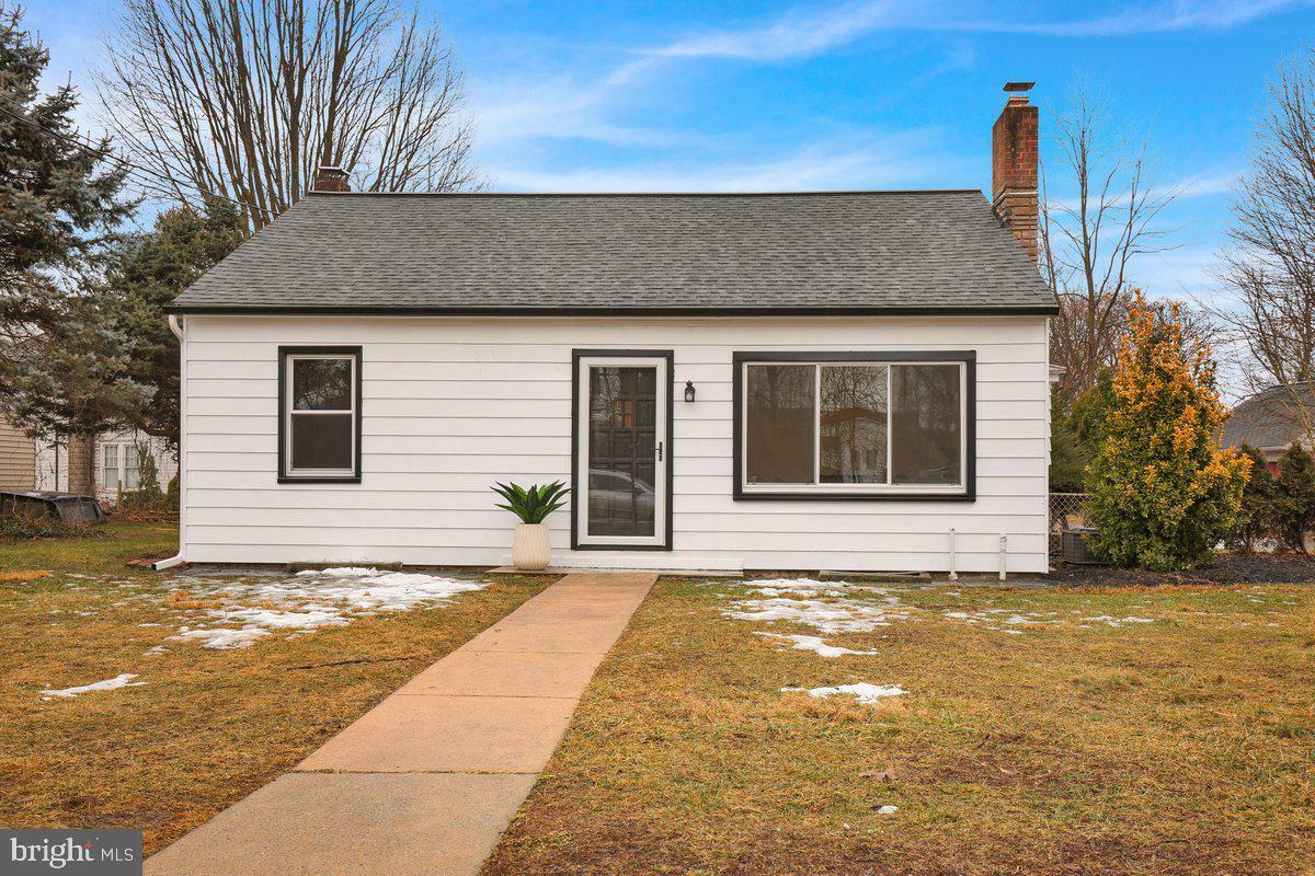 Property Photo:  17 Columbia Avenue  PA 17552 