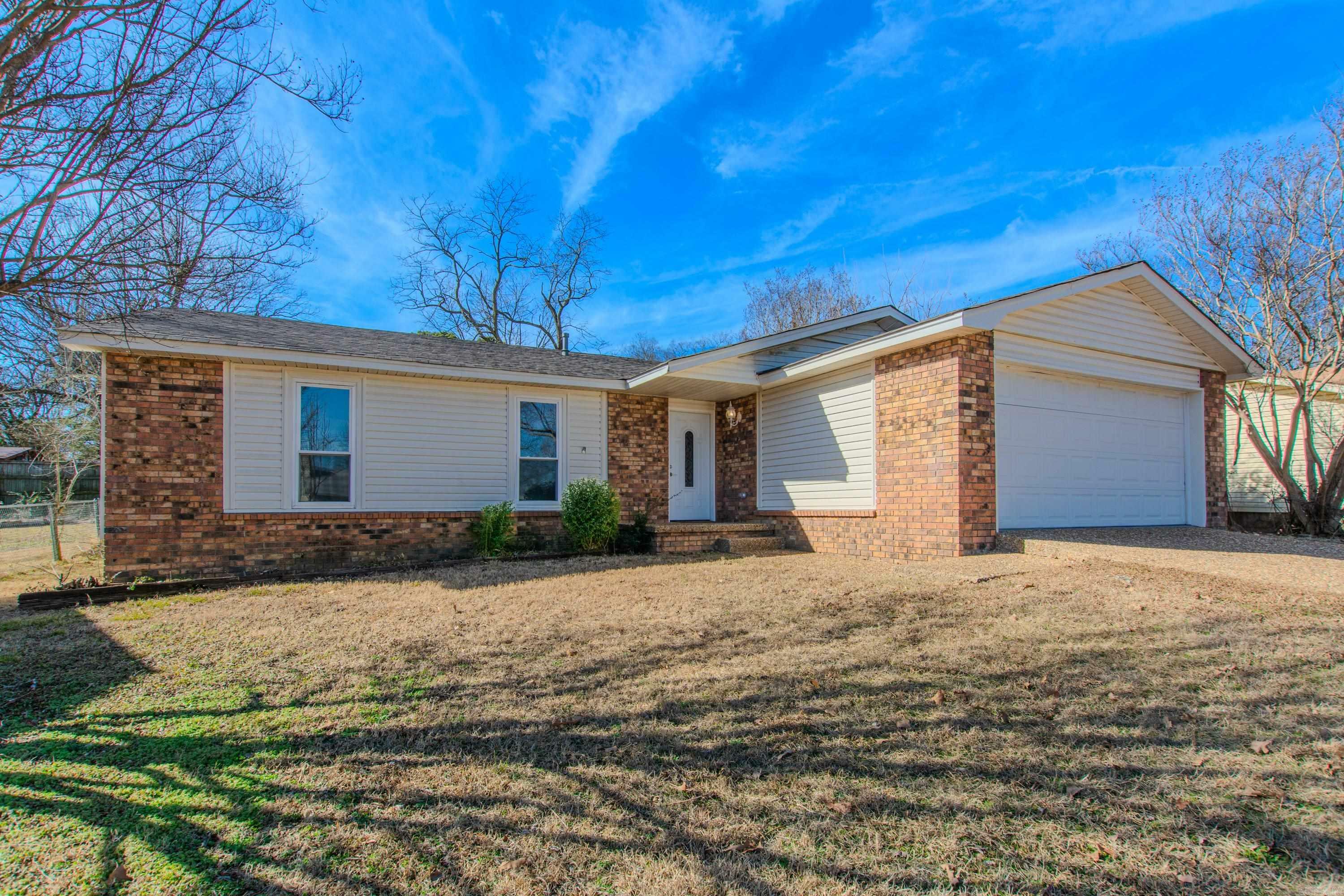 Property Photo:  17 Johnny Ln  AR 72120 