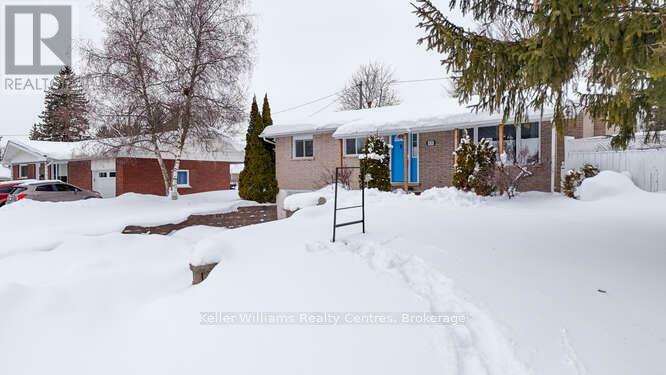 Property Photo:  470 7th Street  ON N4N 2J4 