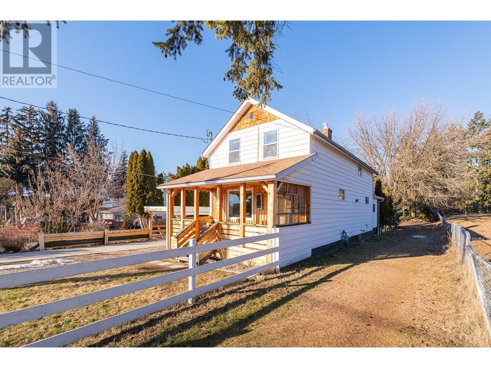 Property Photo:  926 Cedar Street  BC V0B 1G3 