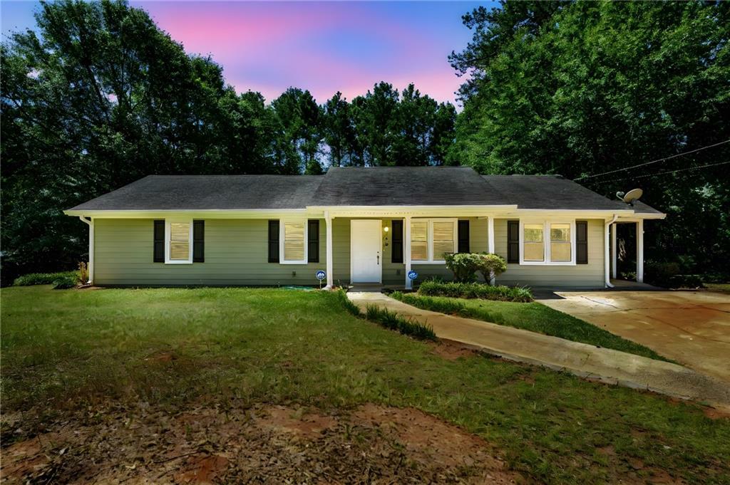 Property Photo: 780 Navajo Trail GA 30016