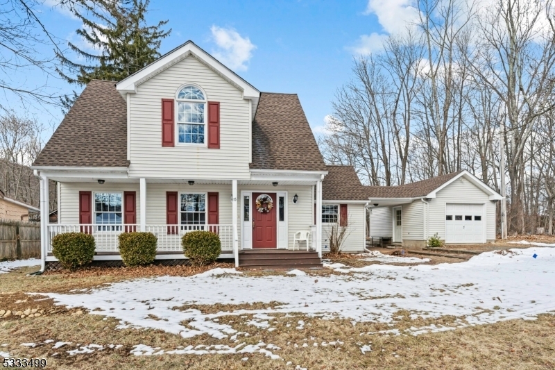 Property Photo:  15 Lenape Trl  NJ 07438 