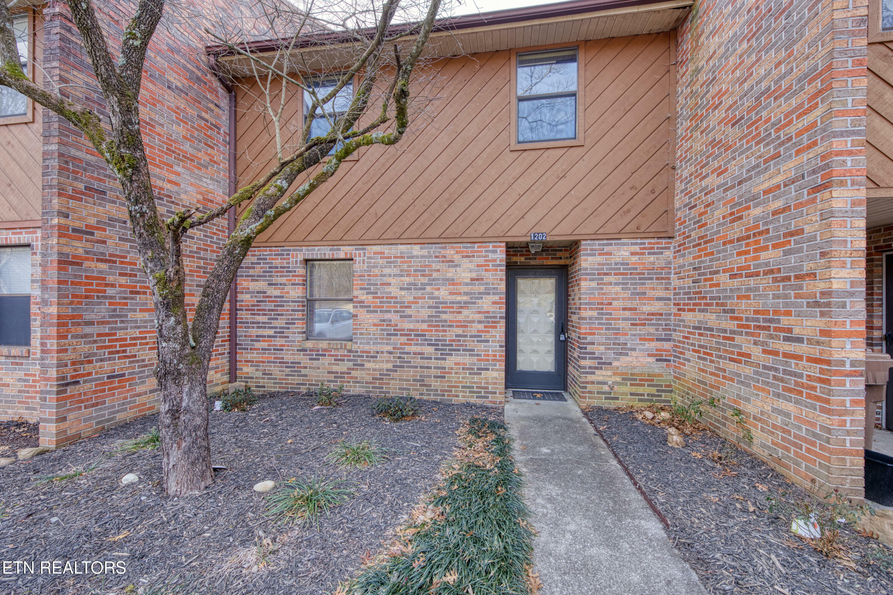 Property Photo:  2914 La Villas Drive 1202  TN 37917 