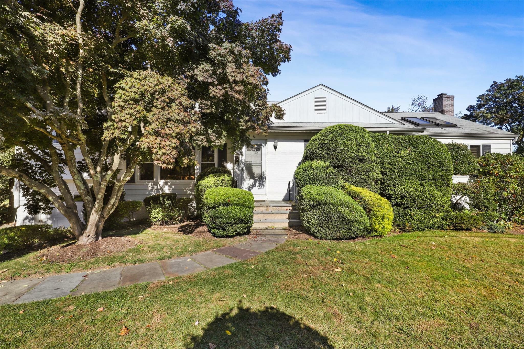 Property Photo:  13 Baylor Circle  NY 10605 