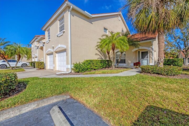 Property Photo: 7133 Cedar Hollow Circle 22-102 FL 34203