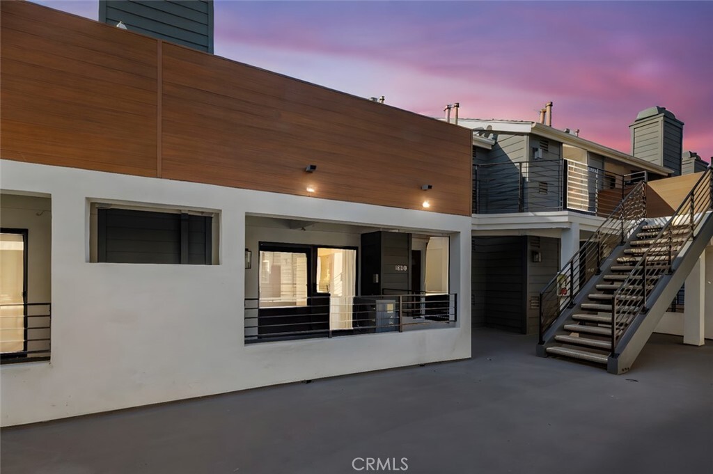 Property Photo: 345 Avocado Street B3 CA 92627