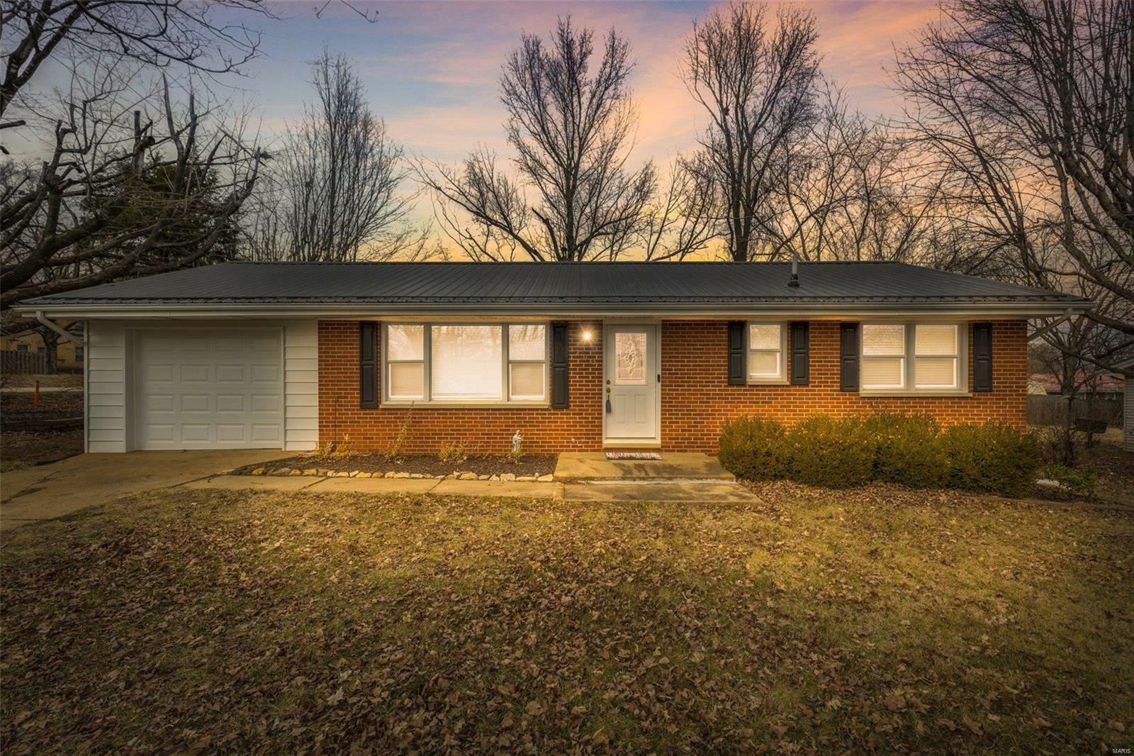 Property Photo:  203 Carter Street  MO 63640 