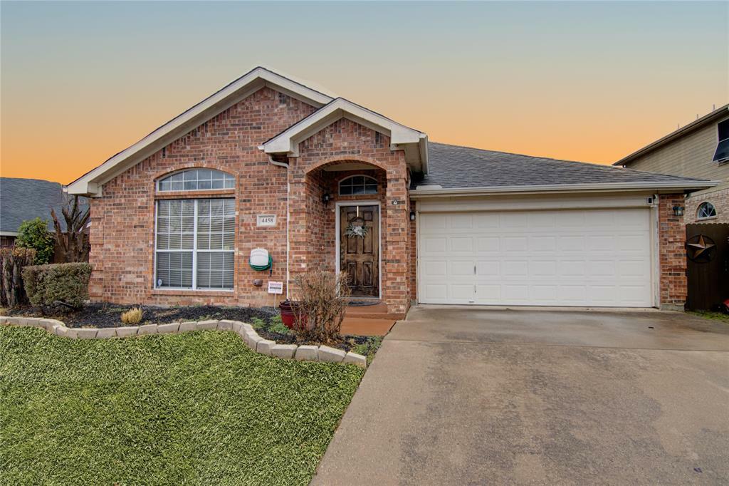 Property Photo:  4458 Seven Pines Drive  TX 75052 