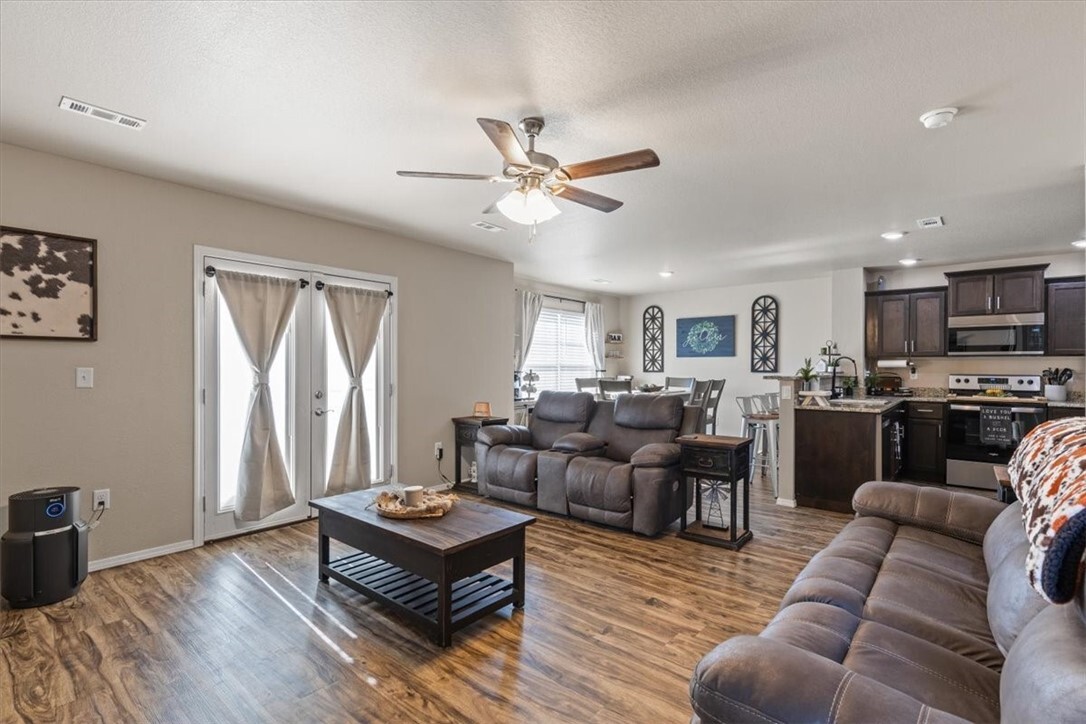 Property Photo: 2013 Misti Woods Street AR 72734