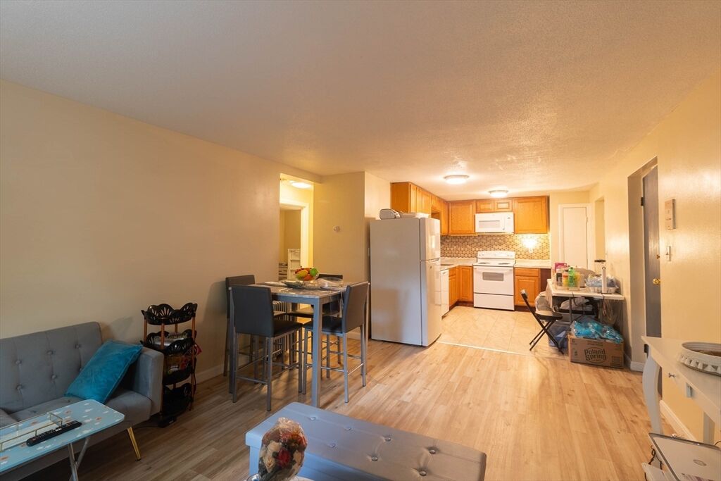 Property Photo:  2089 Dorchester Ave 1  MA 02124 
