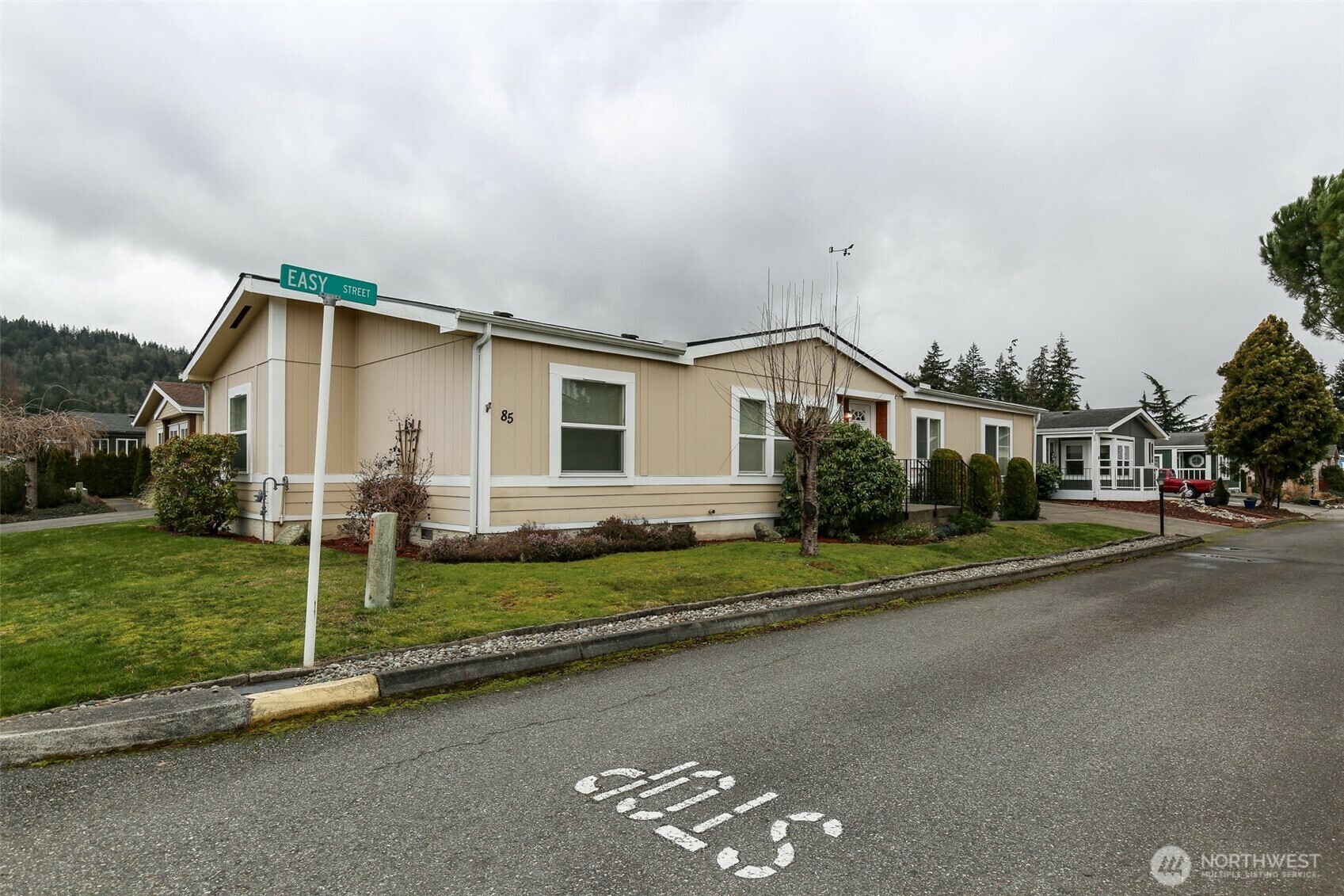 Property Photo:  2610 E Section Street 85  WA 98274 