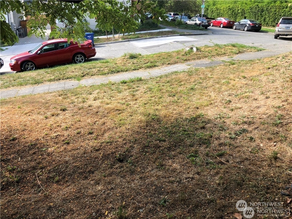 Property Photo: 2602 E Thomas Street WA 98112