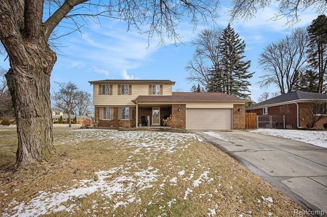 42530 Malbeck Drive  Sterling Heights MI 48314 photo