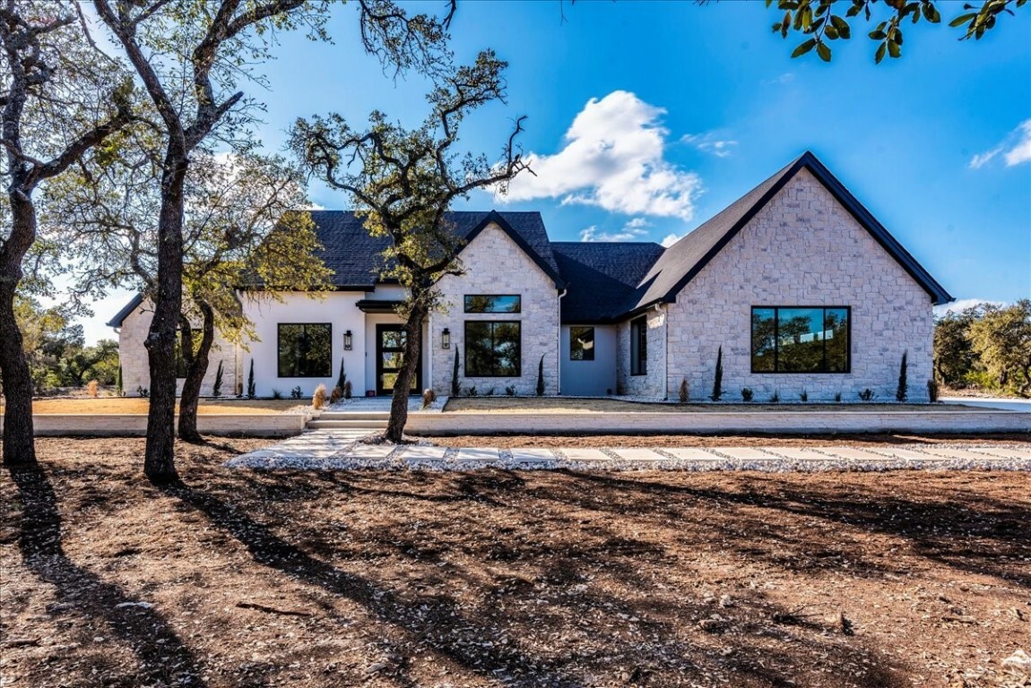 208 Stonegate Lane  Dripping Springs TX 78620 photo