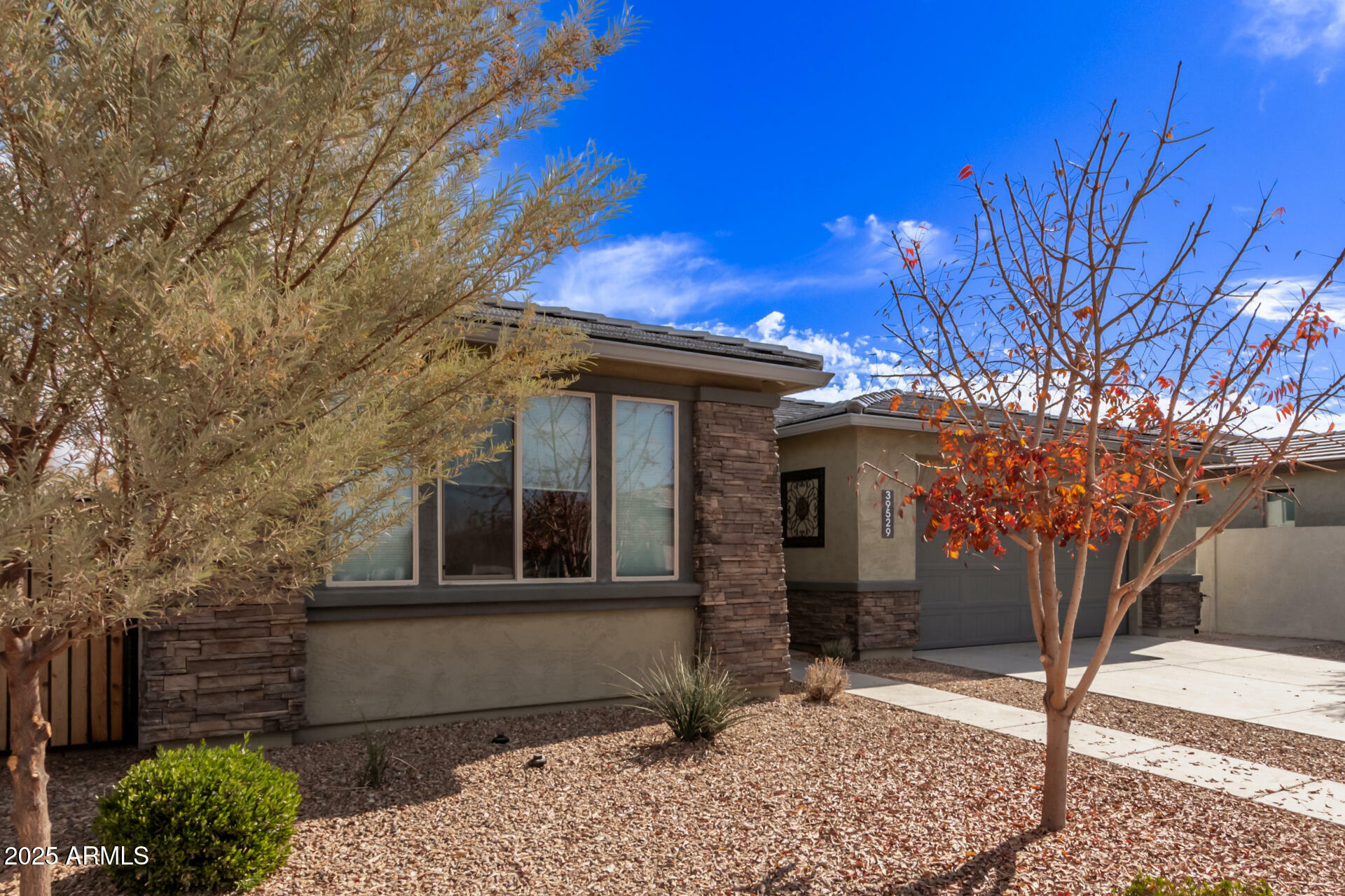 Property Photo:  39529 N Hailey Lane  AZ 85140 