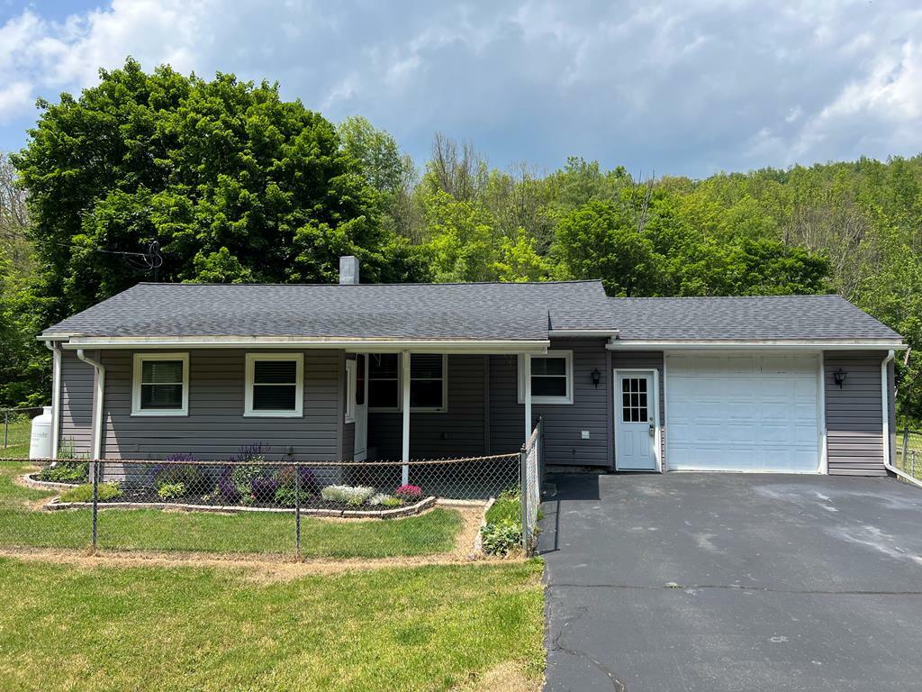 Property Photo: 384 Hendy Creek Road NY 14871