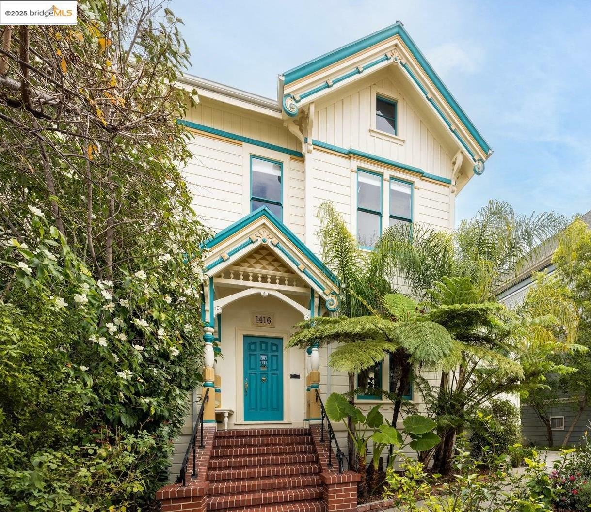 Property Photo:  1416 Broadway  CA 94501 