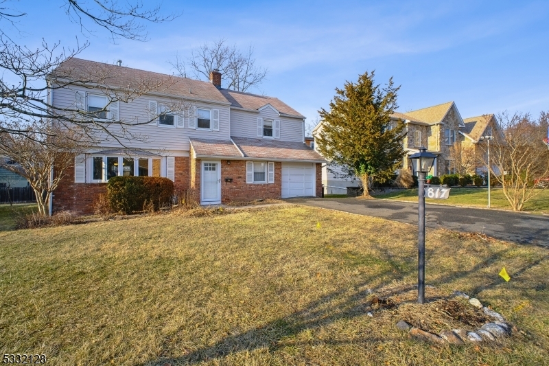 Property Photo:  817 Ridgewood Rd  NJ 07041 