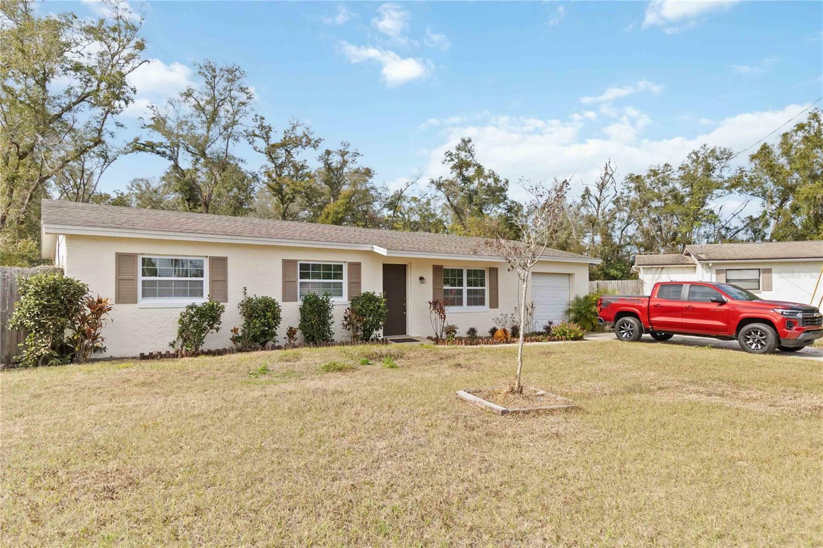 Property Photo:  5326 Metro Drive  FL 32818 