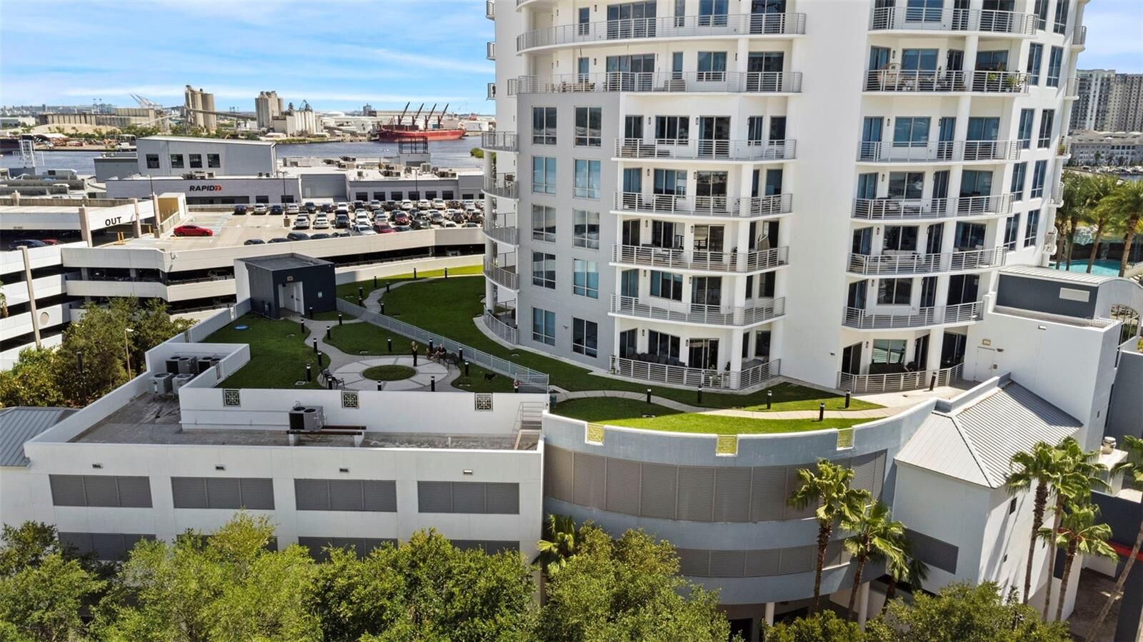 Property Photo:  1209 E Cumberland Avenue 505  FL 33602 