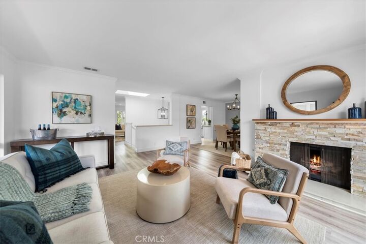 Property Photo: 13 Laurel Square CA 90266