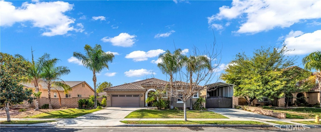 Property Photo:  1043 Indiangrass Drive  CA 92545 