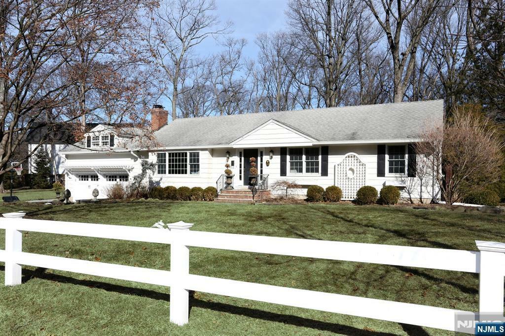 Property Photo: 539 Covington Place NJ 07481