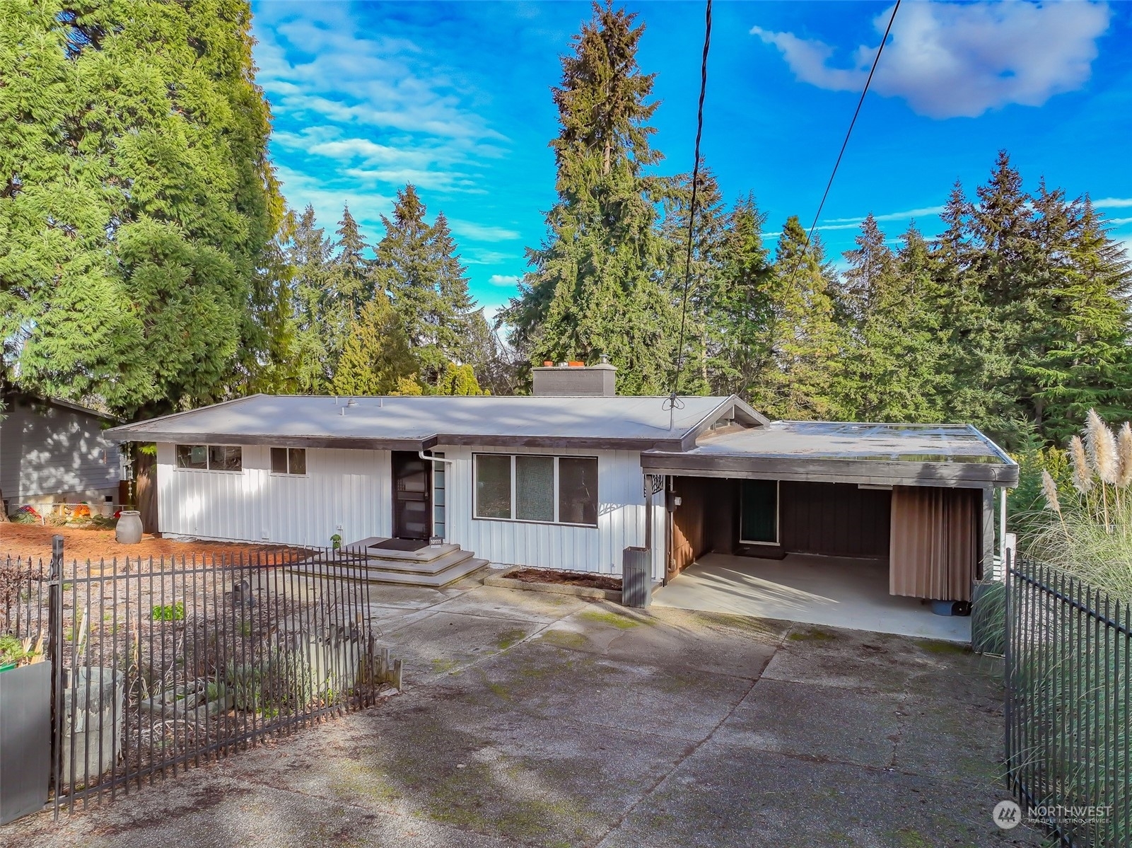 Property Photo:  10111  75th Avenue E  WA 98373 