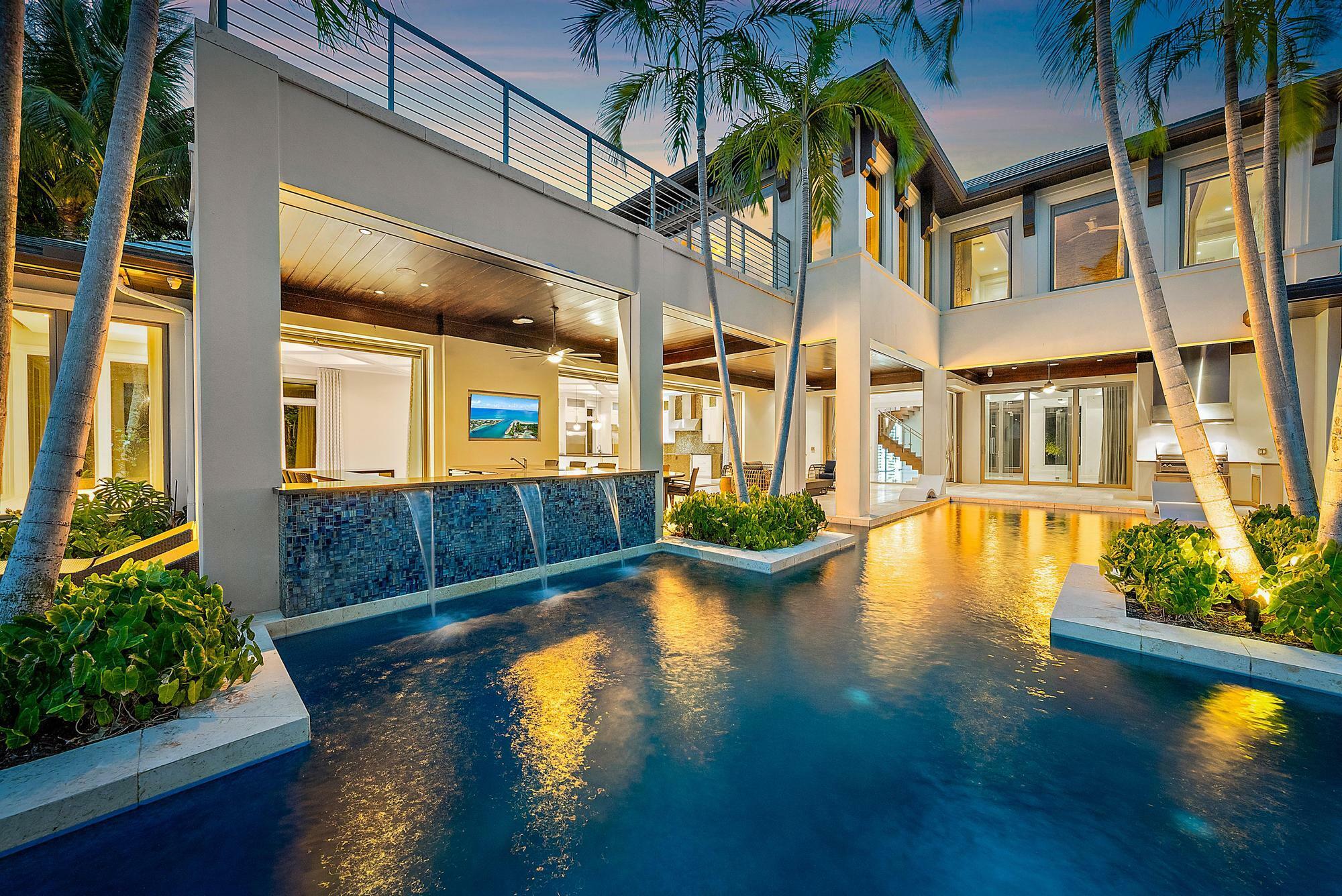 Property Photo: 177 Commodore Drive FL 33477