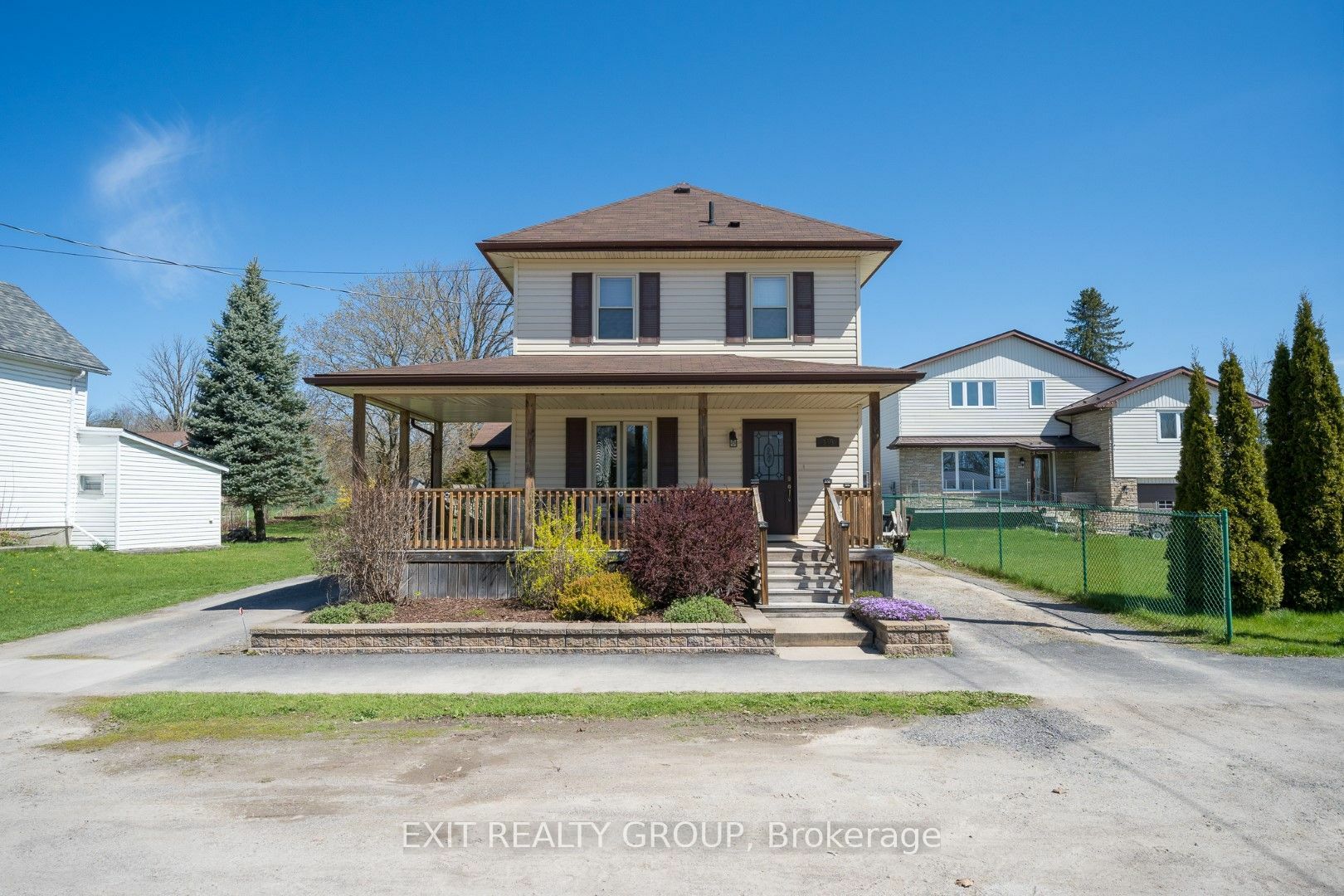 Property Photo:  359 St Joseph St  ON K0K 3J0 