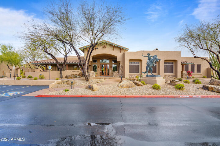 Property Photo:  11500 E Cochise Drive 2067  AZ 85259 