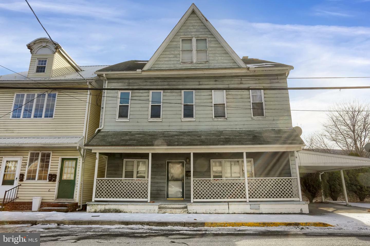 Property Photo:  128 E Market Street  PA 17098 