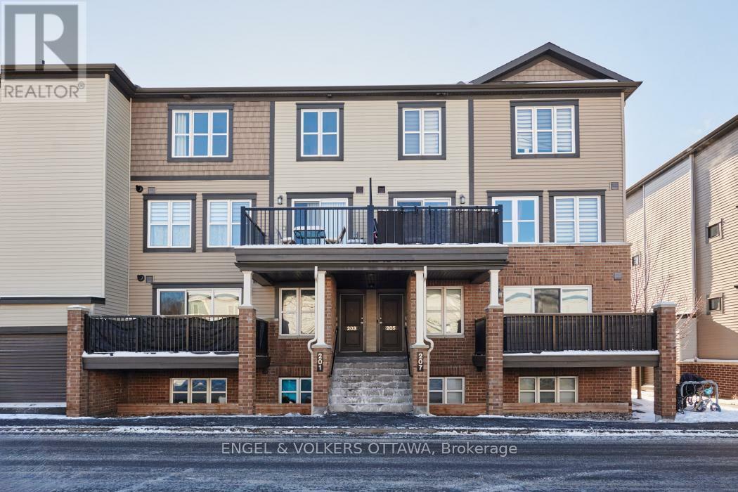 203 Infusion Private  Ottawa ON K2J 5X2 photo