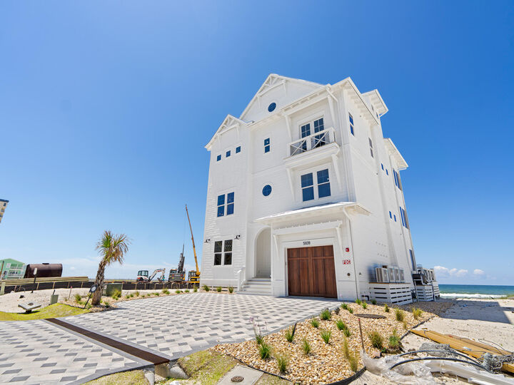 Property Photo: 5939 Gulf Drive FL 32408