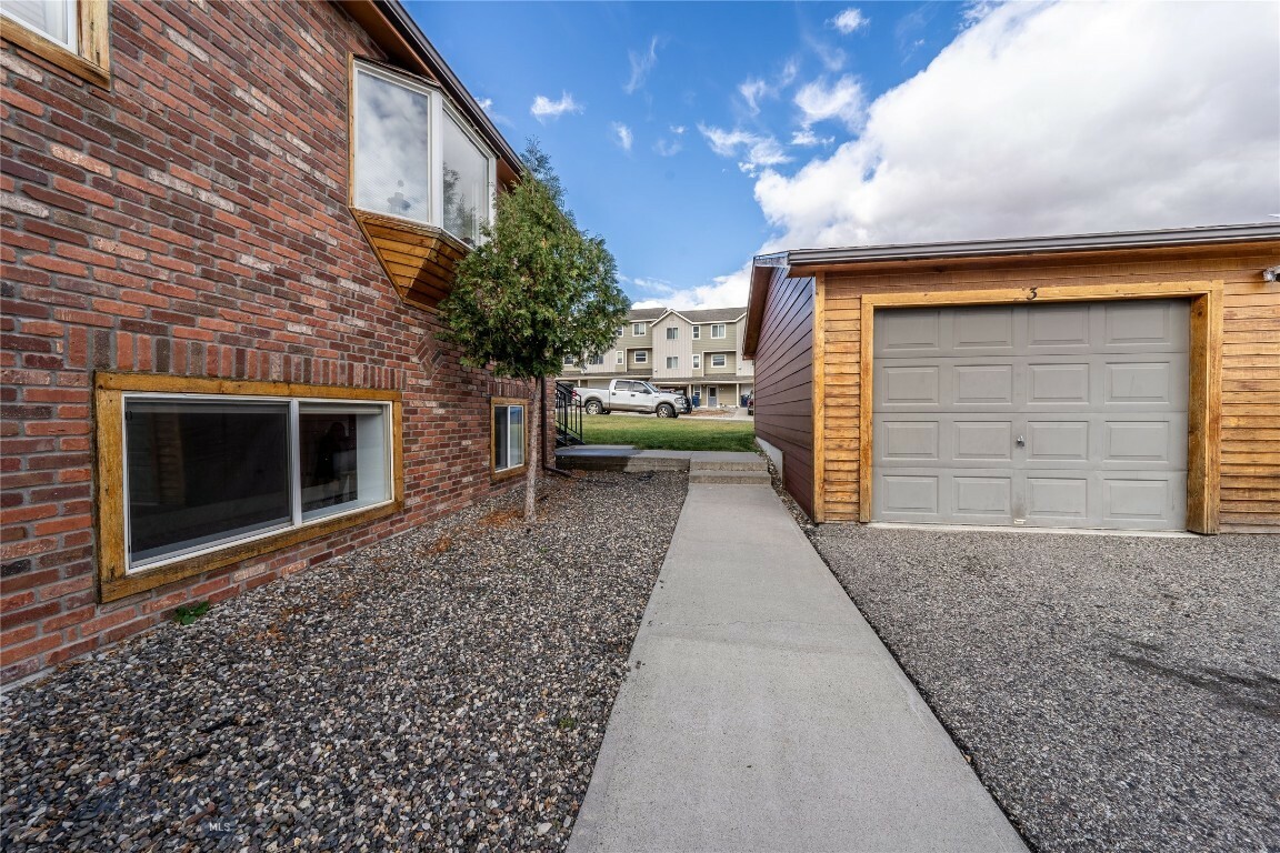 Property Photo: 611 N N Street 3 MT 59047