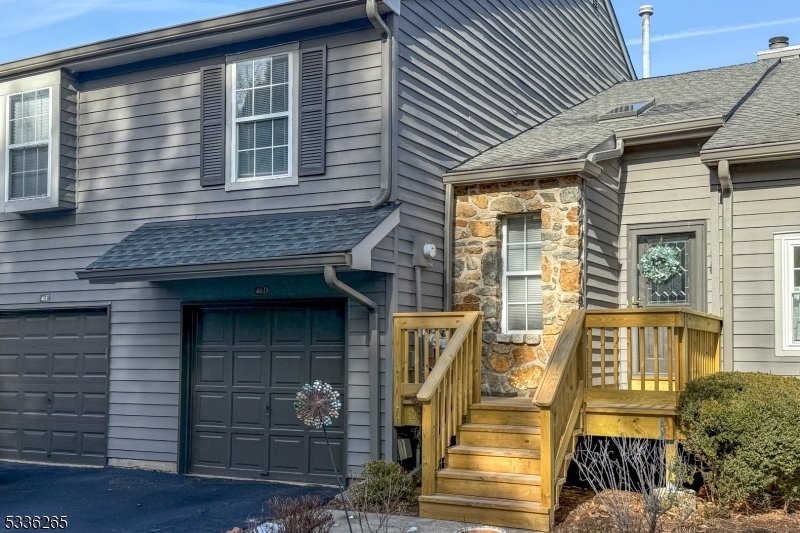 Property Photo:  46 Haverhill Ct  NJ 08540 