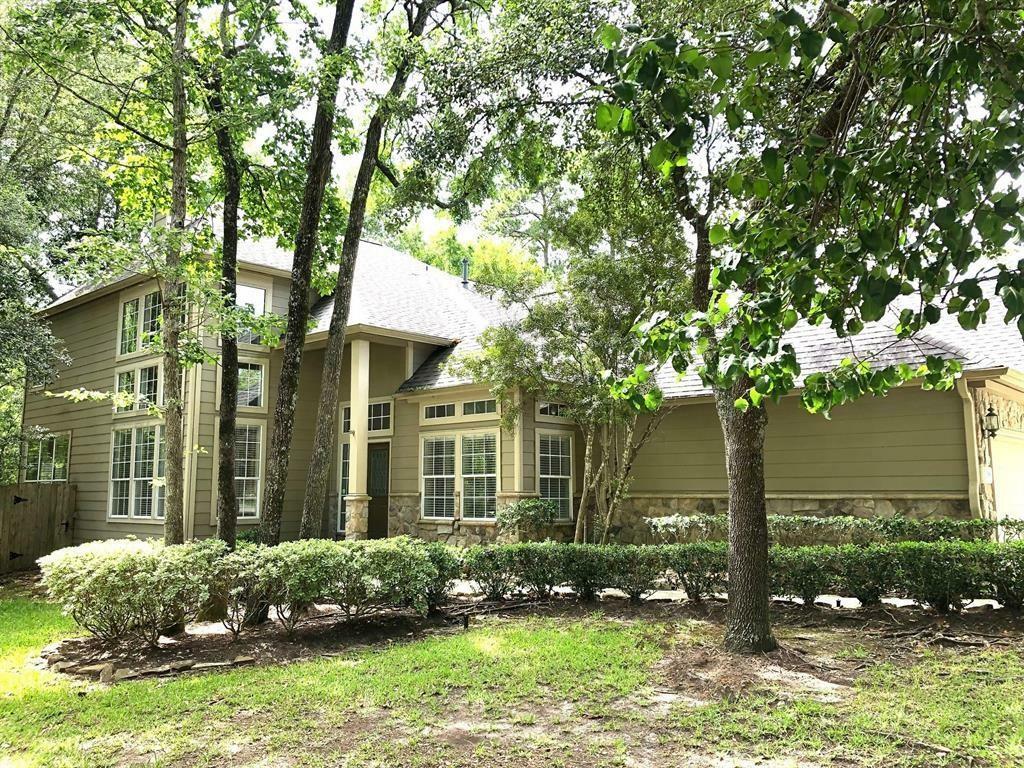 Property Photo:  198 N Valley Oaks Cir Circle  TX 77382 