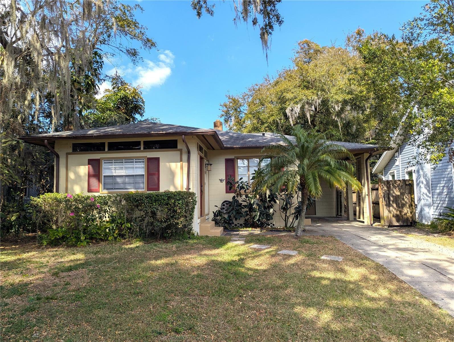 Property Photo:  1825 Park Lake Street  FL 32803 